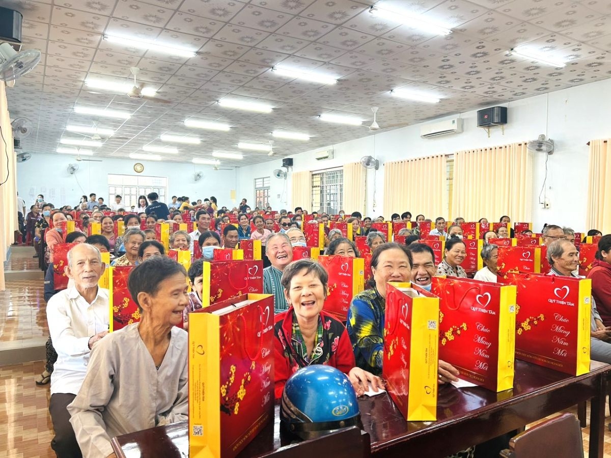 quy thien tam don nhan huan chuong lao dong hang nhat cua chu tich nuoc hinh anh 1