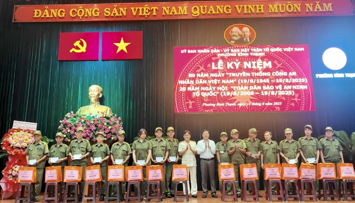 khi nguoi dan cung chinh quyen giu khu pho binh yen hinh anh 6