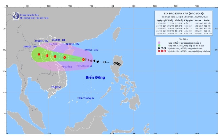 bao so 5 manh cap 10-11, giat cap 13, cach dac khu hoang sa khoang 165km hinh anh 1