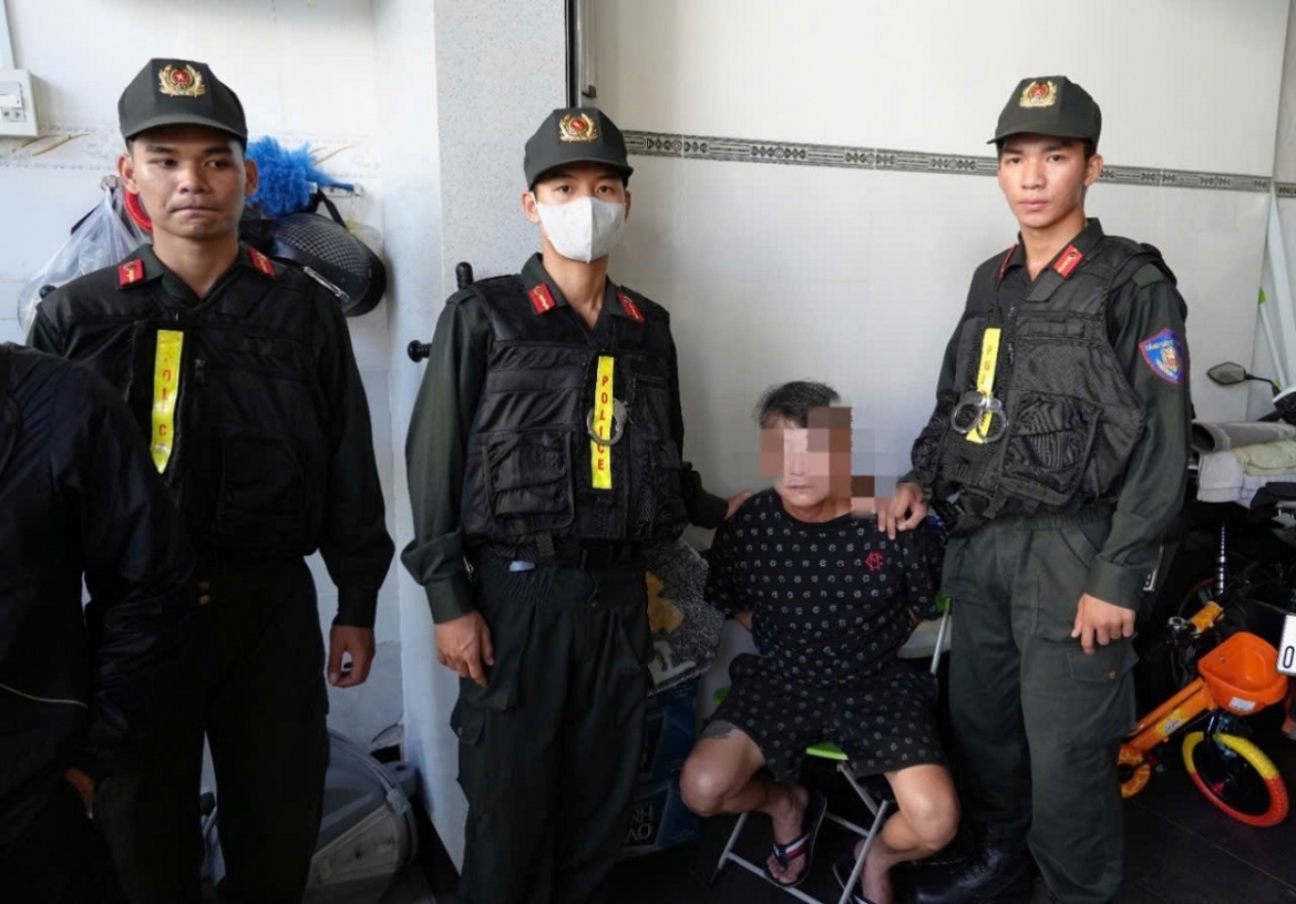 bat nhom cho vay lai nang, thu loi bat chinh hang ty dong hinh anh 1
