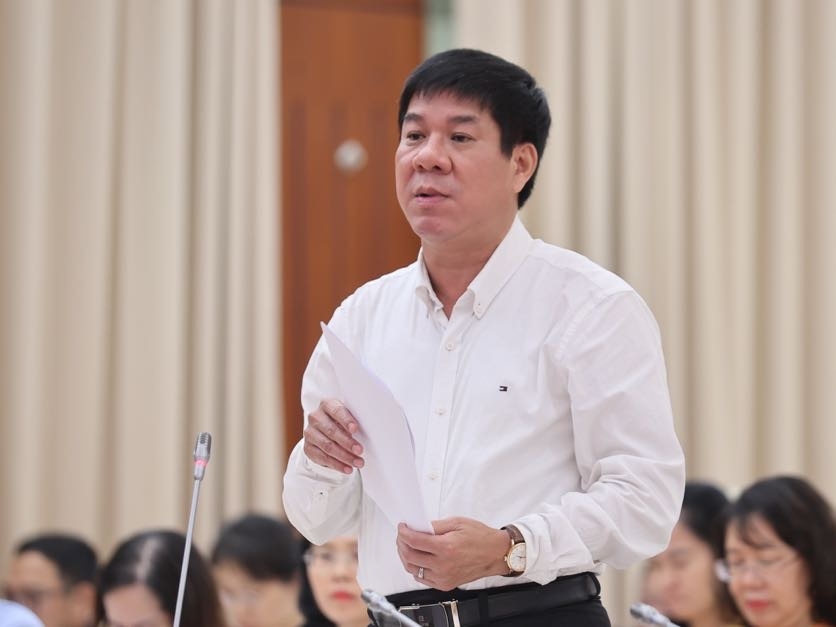  su dung ai khong phai de thay the con nguoi tham dinh chat luong giao duc hinh anh 1