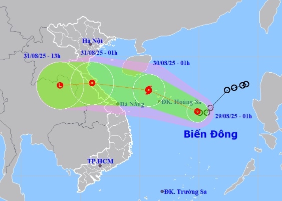 Ap thap nhiet doi gay gio giat cap 9, cach dac khu hoang sa khoang 320km hinh anh 1