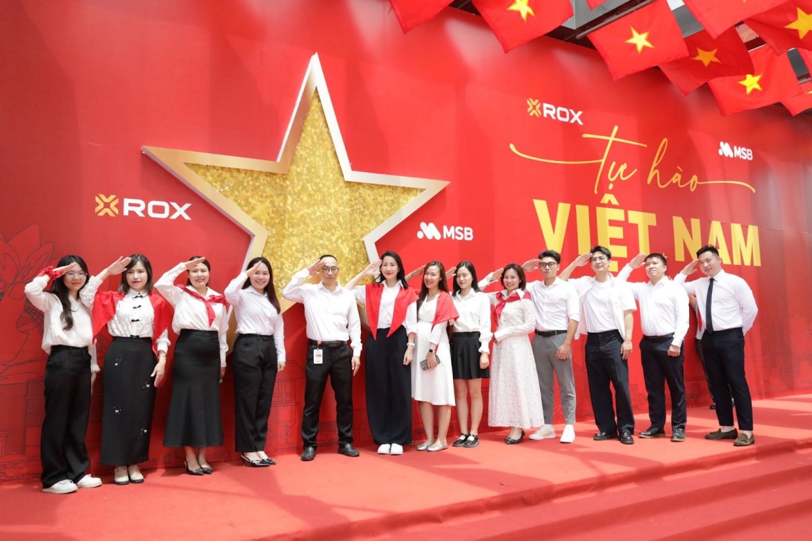 Diem check-in yeu nuoc cuc hot tren duong nguyen chi thanh hinh anh 9