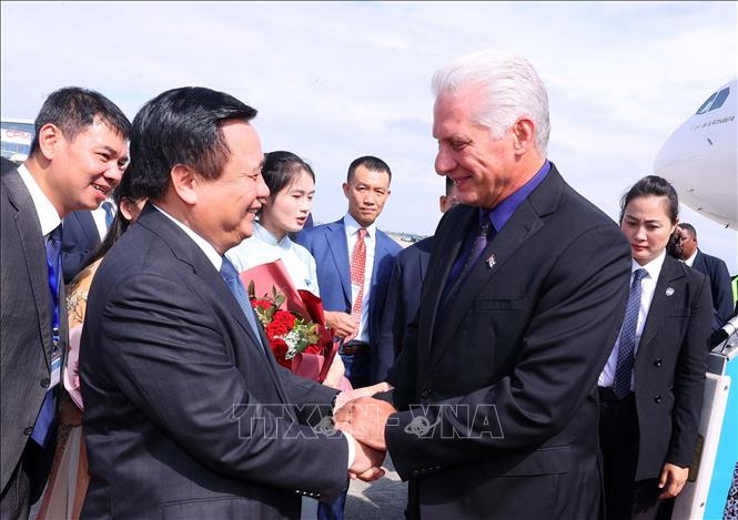 bí thư thứ nhất, chủ tịch nước cuba bắt đầu thăm cấp nhà nước tới việt nam hình ảnh 1 bi thu thu nhat, chu tich nuoc cuba bat dau tham cap nha nuoc toi viet nam hinh anh 1