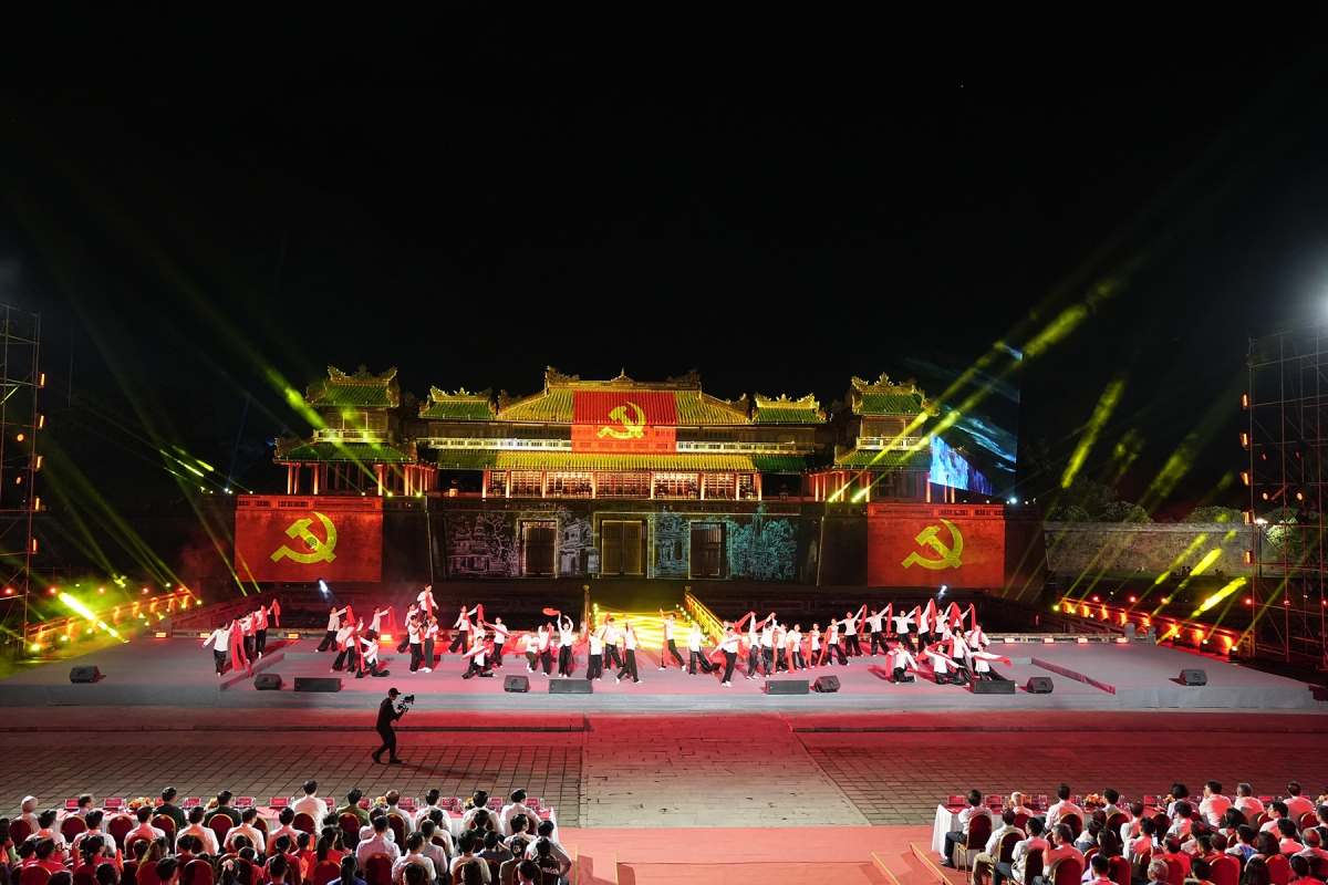 khan gia song lai khi the cach mang qua dem nghe thuat thoi co vang hinh anh 13