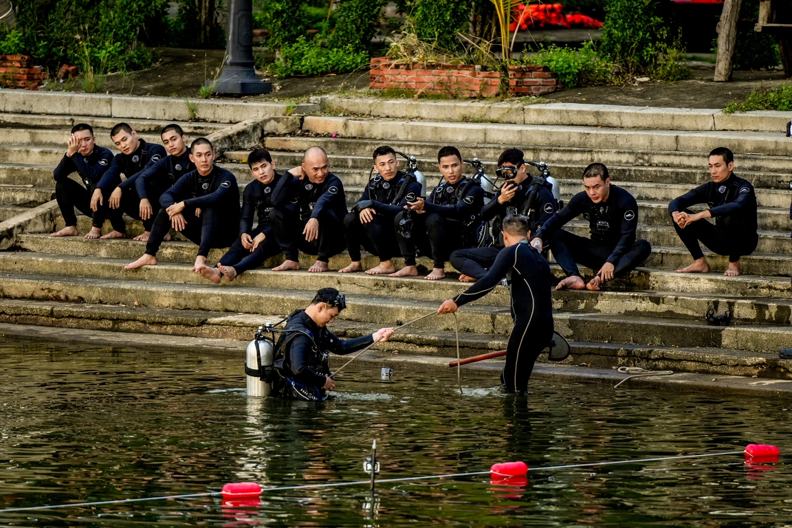 kieu minh tuan cang thang vi nhiem vu ron toc gay trong chien si qua cam hinh anh 1