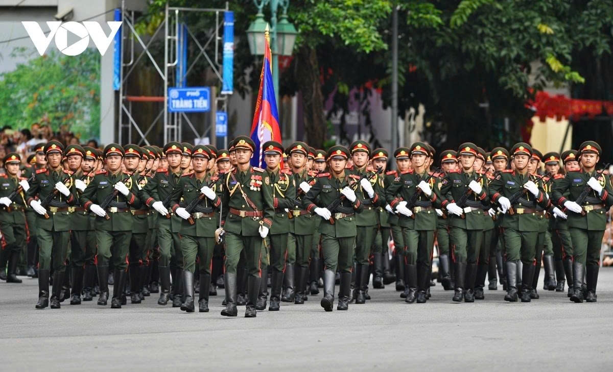 foreign military contingents warmly welcomed in hanoi picture 8 foreign military contingents warmly welcomed in hanoi picture 8