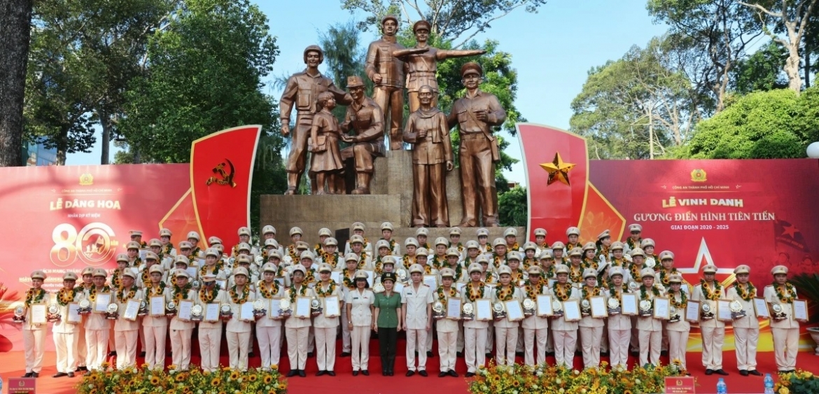 thu cam on cua Dang uy cong an trung uong, bo cong an hinh anh 1