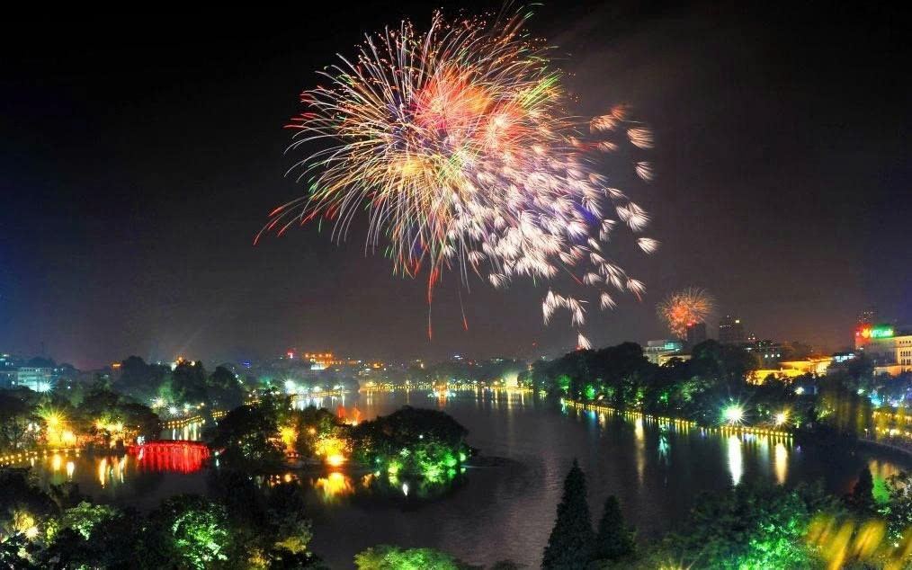 hanoi unveils six locations for fireworks display on national day september 2 picture 1