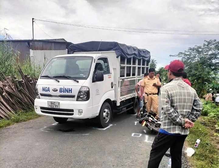 dien bien moi vu nu sinh 14 tuoi tu vong do tai nan giao thong o vinh long hinh anh 1