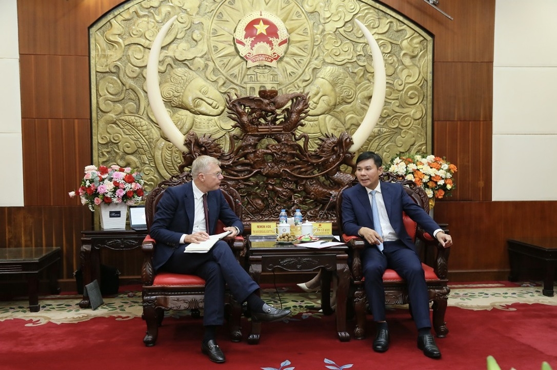 hung yen don dong von 1 ty euro tu chau Au hinh anh 1