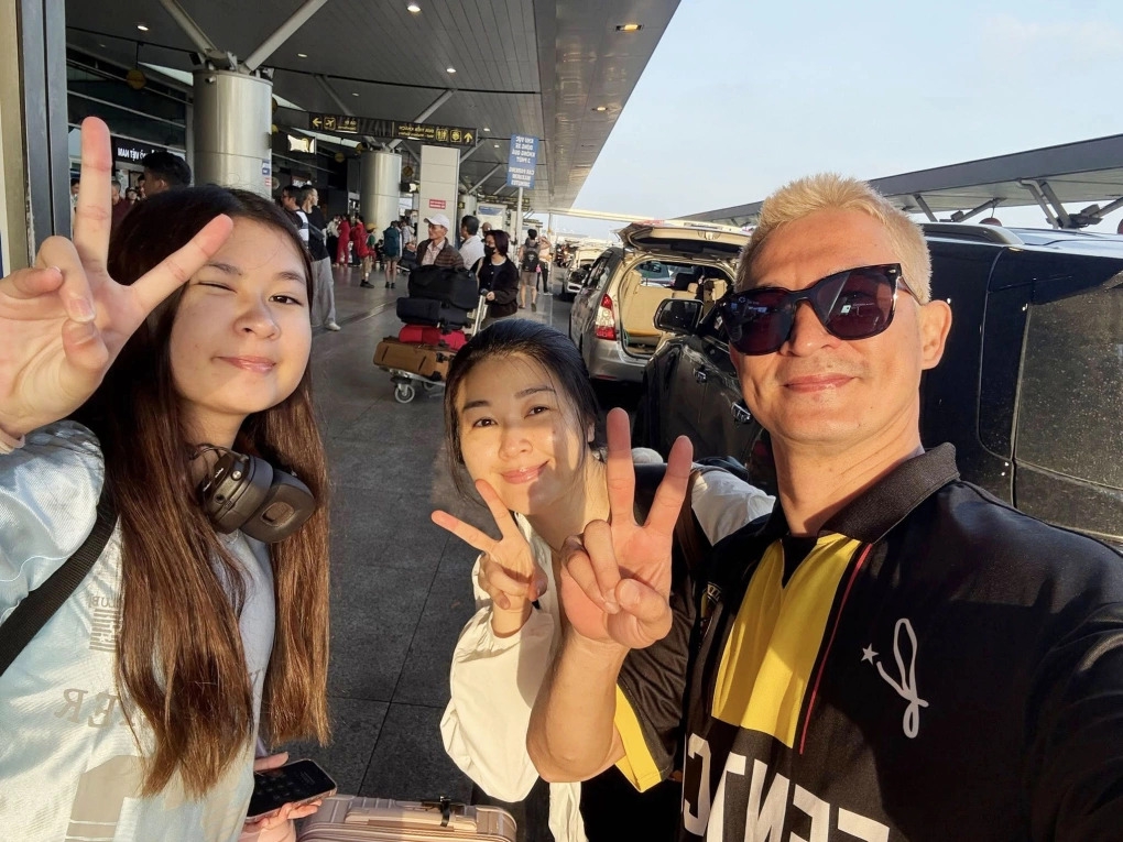 sao viet 5 8 quang minh to chuc sinh nhat lang man cho ban gai hinh anh 8