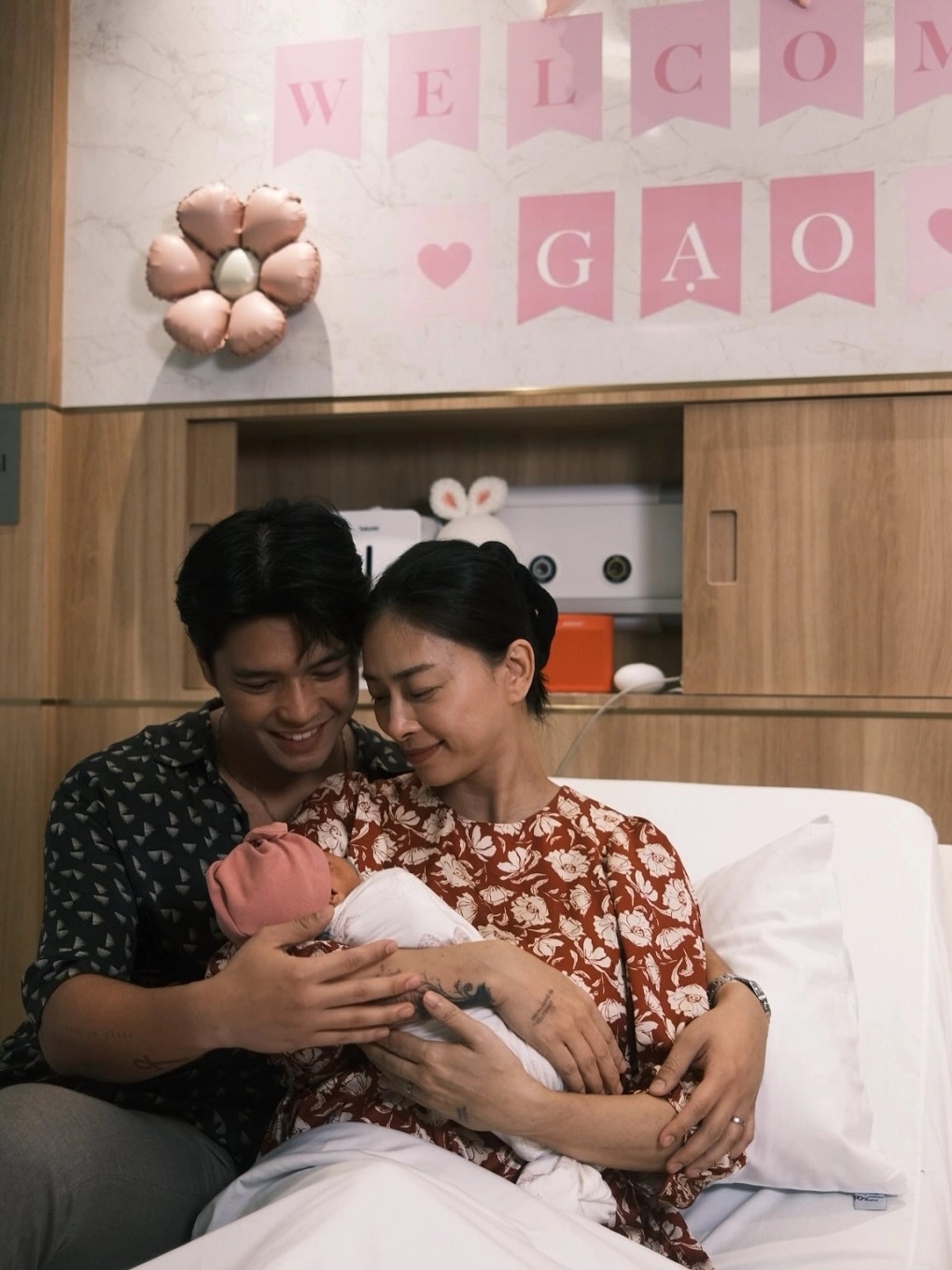 sao viet 10 8 Ong xa ngo thanh van he lo khoanh khac dau doi cua con gai hinh anh 1