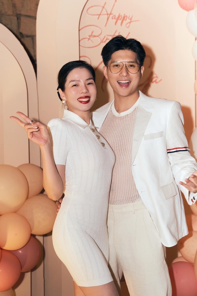 sao viet 5 8 quang minh to chuc sinh nhat lang man cho ban gai hinh anh 5