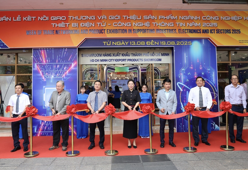 ho chi minh city hosts 2025 ict and industry fair picture 1