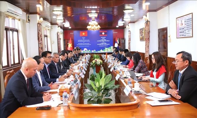 vietnam, laos step up party-building cooperation picture 1