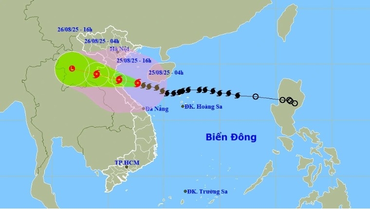 powerful typhoon kajiki nears central vietnam, 180 km off quang tri picture 1 powerful typhoon kajiki nears central vietnam, 180 km off quang tri picture 1