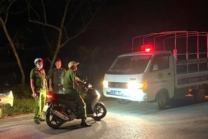 Huy động cả trăm người truy bắt phạm nhân trốn trại ở Nghệ An