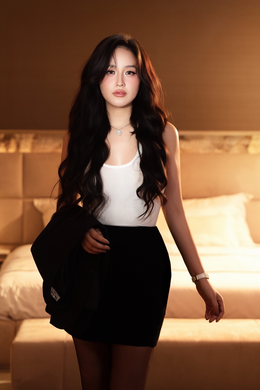 sao viet 21 8 vo chong ngo thanh van huy tran len lich cham con ky luong hinh anh 2