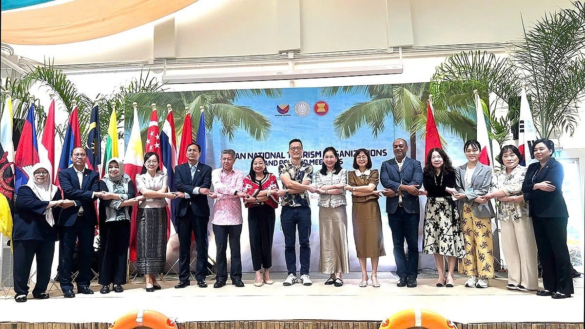 vietnam reaffirms commitment to asean 3 tourism cooperation picture 2