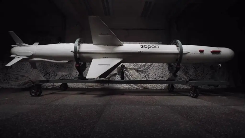 ukraine nang cap ten lua neptune, mo rong tam ban toi 1.000 km hinh anh 1