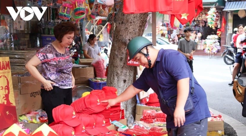 hang ma toy market gears up for national day celebrations picture 8