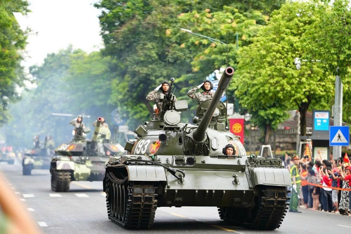 full-dress rehearsal of national day parade in spotlight picture 25