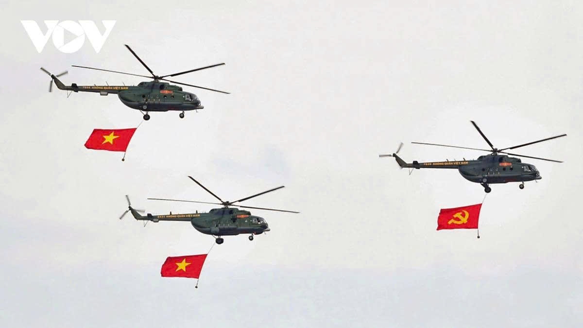 full-dress rehearsal of national day parade in spotlight picture 3 full-dress rehearsal of national day parade in spotlight picture 3