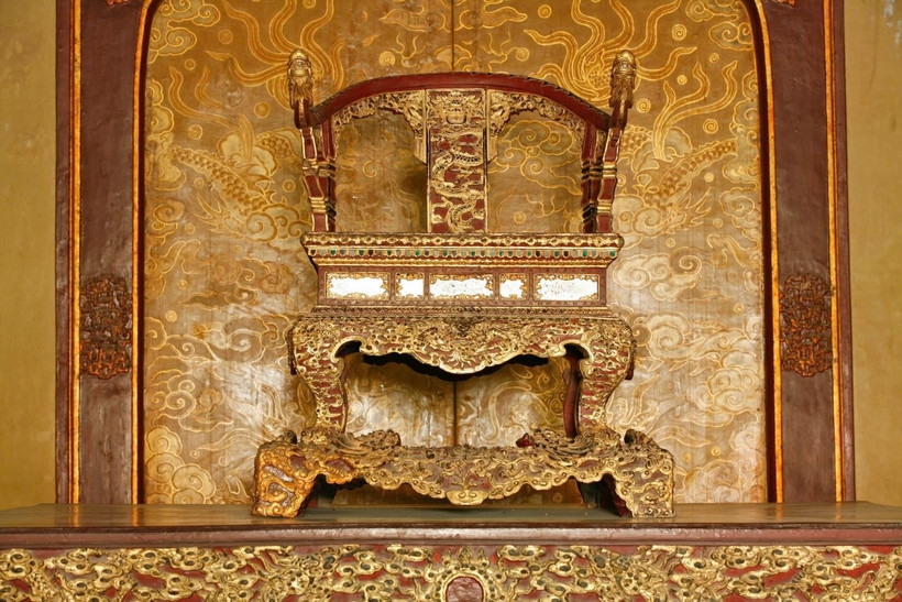 nguyen dynasty imperial throne to be restored picture 1 nguyen dynasty imperial throne to be restored picture 1
