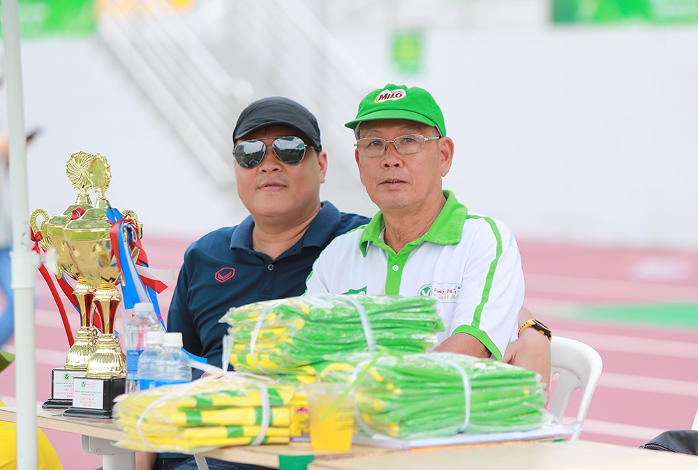 cha me viet va hanh trinh nuoi duong cong dan toan cau hinh anh 2