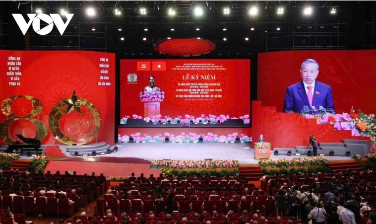 party chief officers, soldiers must deeply grasp the people are the root picture 2