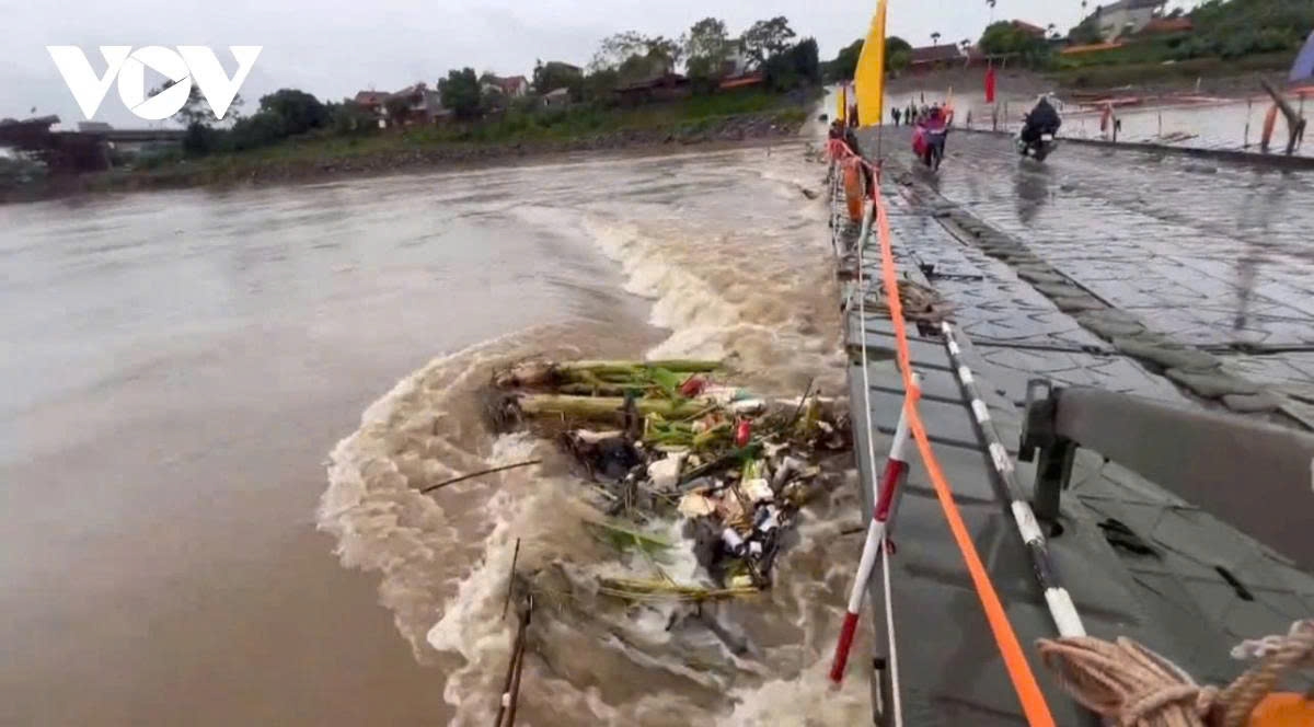 typhoon kajiki wreaks havoc across central vietnam picture 5