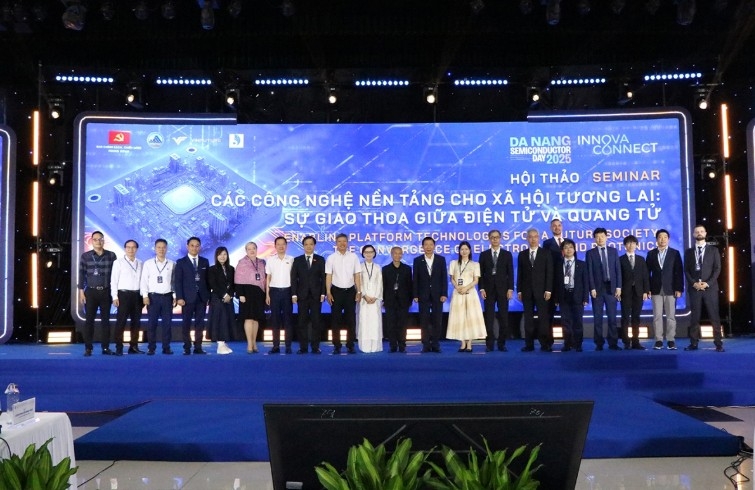 da nang asserts position on vietnam s semiconductor map at microchip day 2025 picture 3 da nang asserts position on vietnam s semiconductor map at microchip day 2025 picture 3