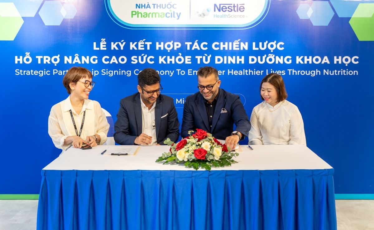 pharmacity hop tac voi nestle viet nam mo rong danh muc dinh duong chinh hang hinh anh 2