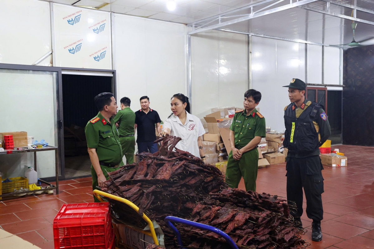 khoi to duong day bien hang nghin tan thit trau An Do thanh thit trau gac bep ha giang hinh anh 4