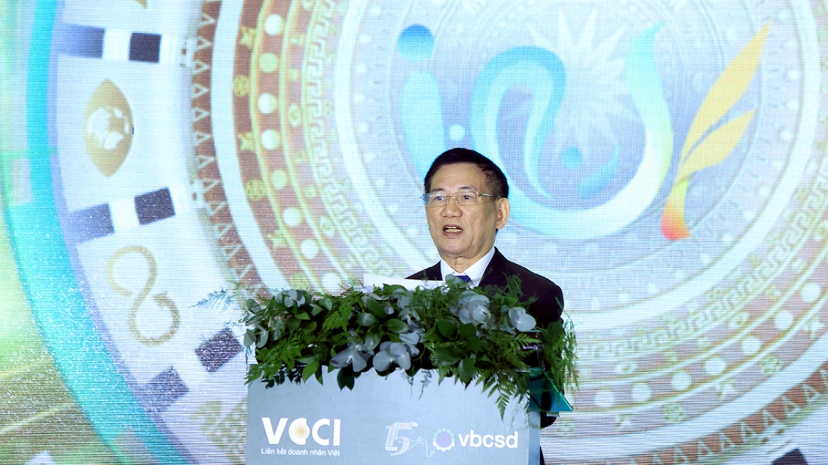 rao can xanh khat khe doanh nghiep viet dung truoc thach thuc va co hoi moi hinh anh 1