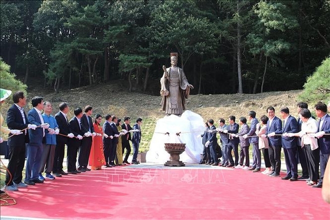 rok - vietnam global exchange honours ly dynasty heritage picture 2 rok - vietnam global exchange honours ly dynasty heritage picture 2