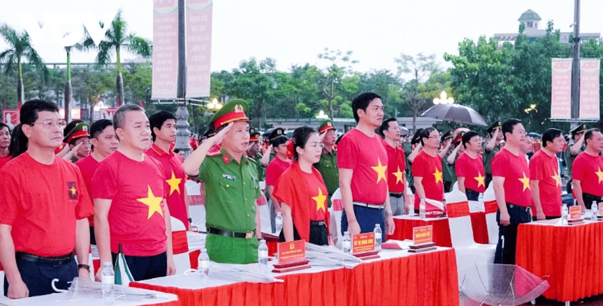 over one million join nationwide walk marking national anniversaries picture 3