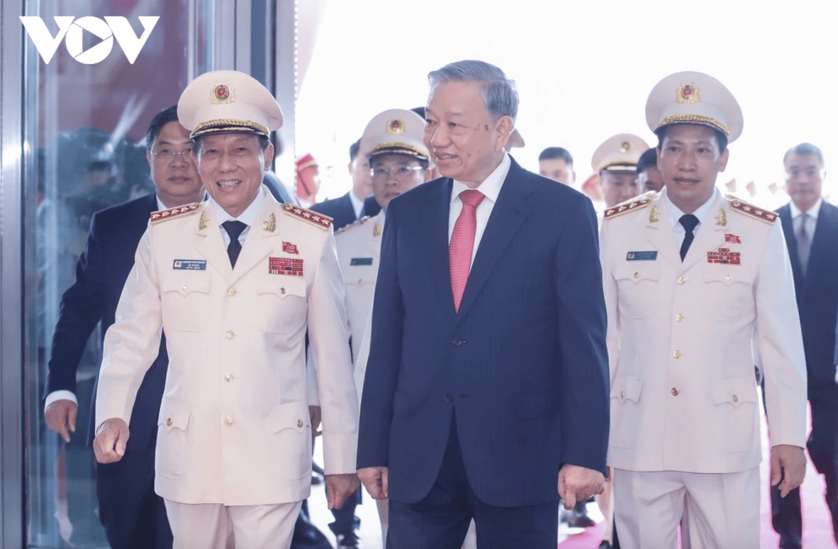 party and state leaders attend ceremony marking 80th anniversary of people s public security picture 2