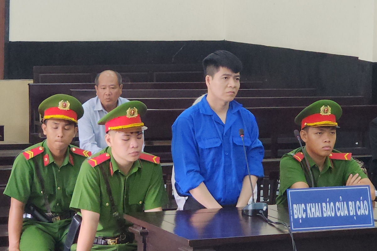 Tham ô 3,7 tỷ đồng, cựu kế toán Phòng Nội vụ TP Mỹ Tho lĩnh án 20 năm tù