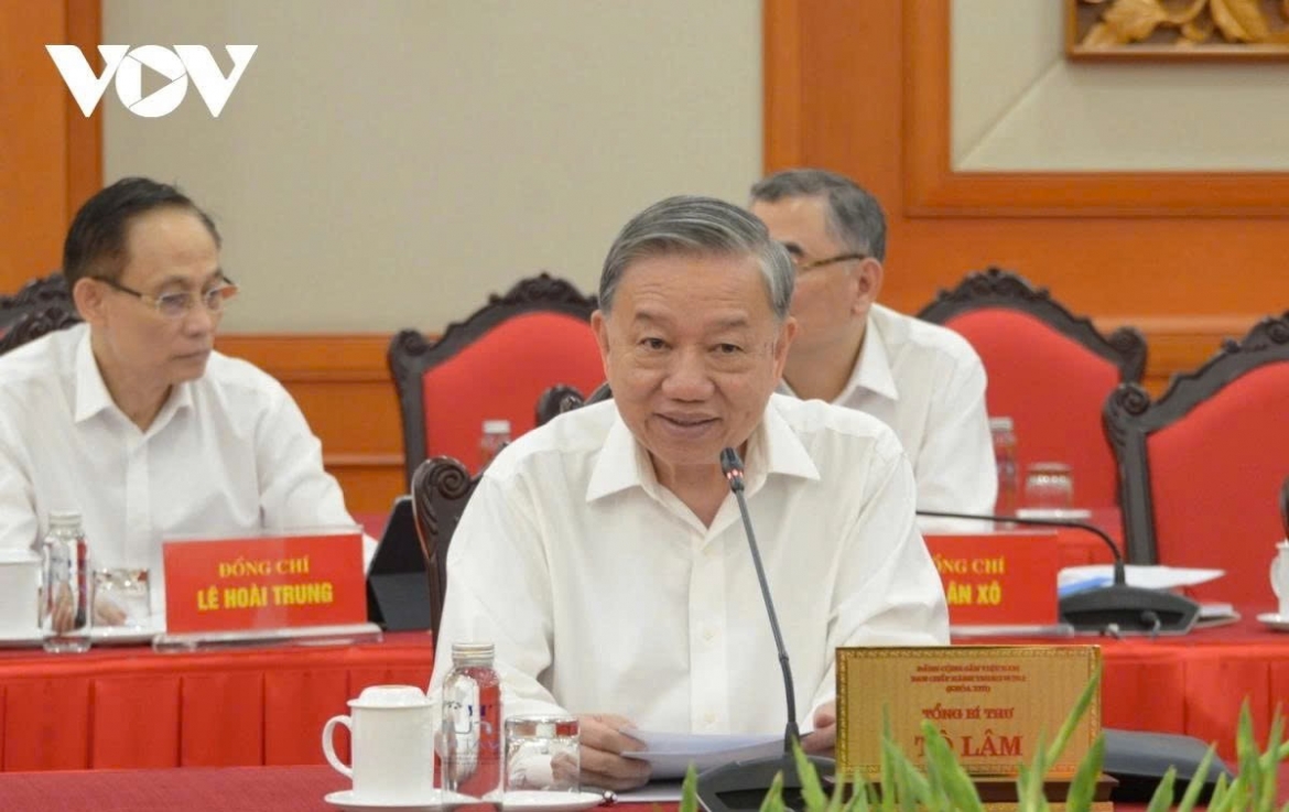 bo chinh tri cho y kien van kien, nhan su Dai hoi Dang bo quan doi lan thu xii hinh anh 1