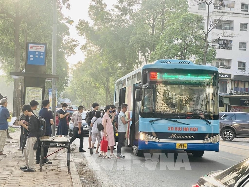 hanoi prioritises charging infrastructure to drive green transport picture 1 hanoi prioritises charging infrastructure to drive green transport picture 1