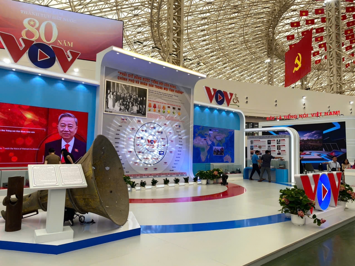 Hoàn thiện công tác chuẩn bị Lễ khai mạc Triển lãm thành tựu đất nước