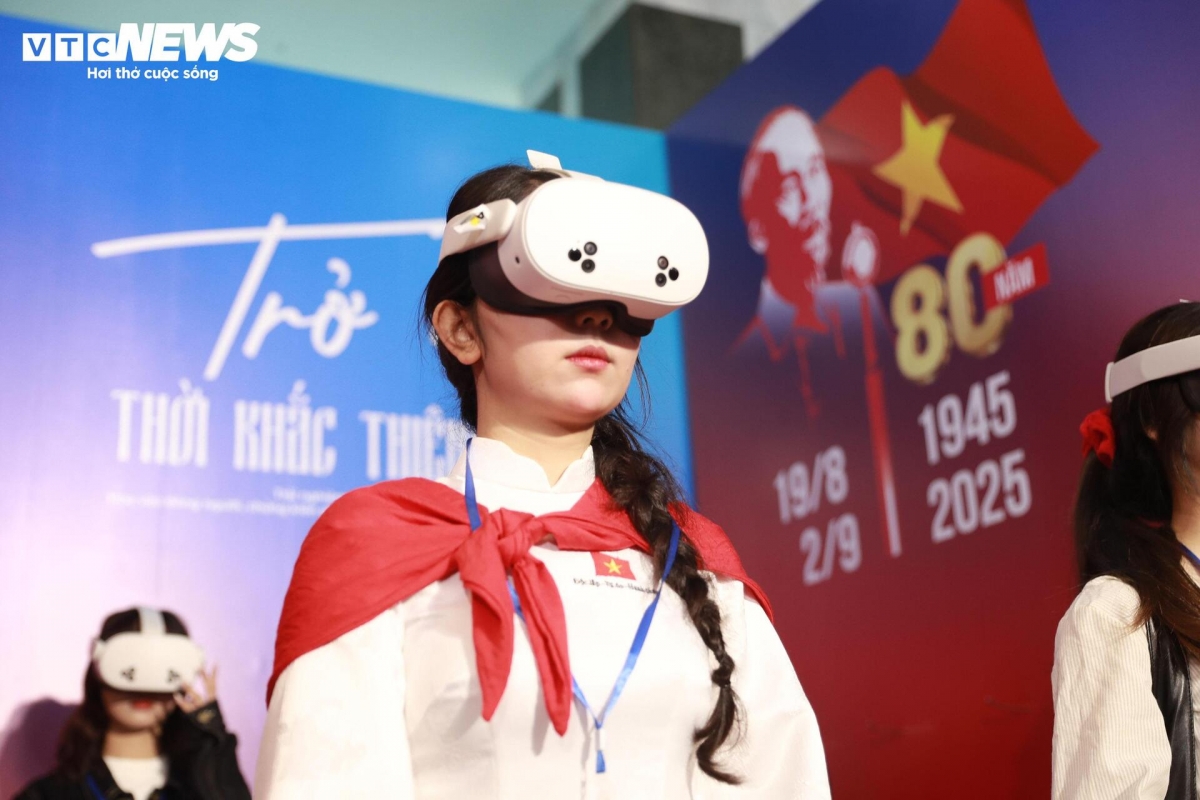 nhung khan gia dau tien trai nghiem tro ve thoi khac thieng lieng hinh anh 5