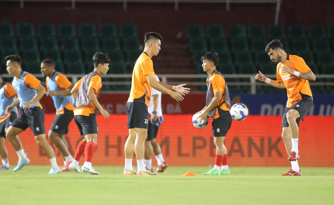 ket qua bong da hom nay 28 8 hagl thua clb ca tp.hcm, lam nguy o v-league hinh anh 9