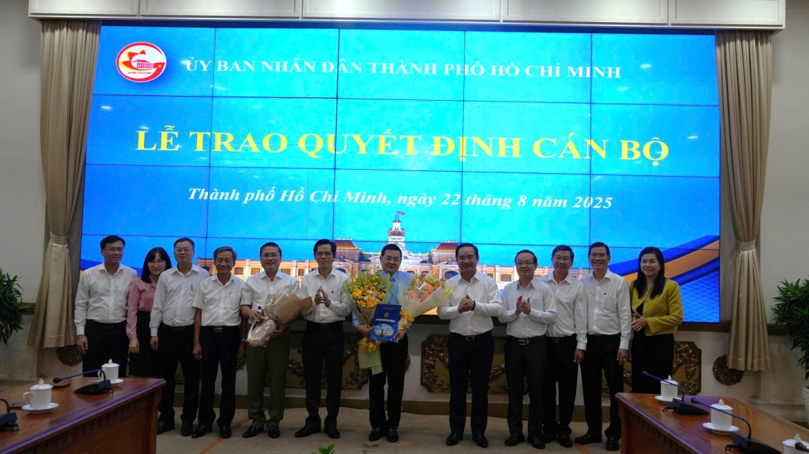 Ong nguyen toan thang lam giam doc so nong nghiep va moi truong tp.hcm hinh anh 2
