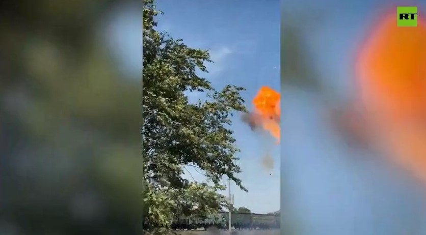 Phòng không Nga dùng súng trường tấn công hạ UAV của Ukraine