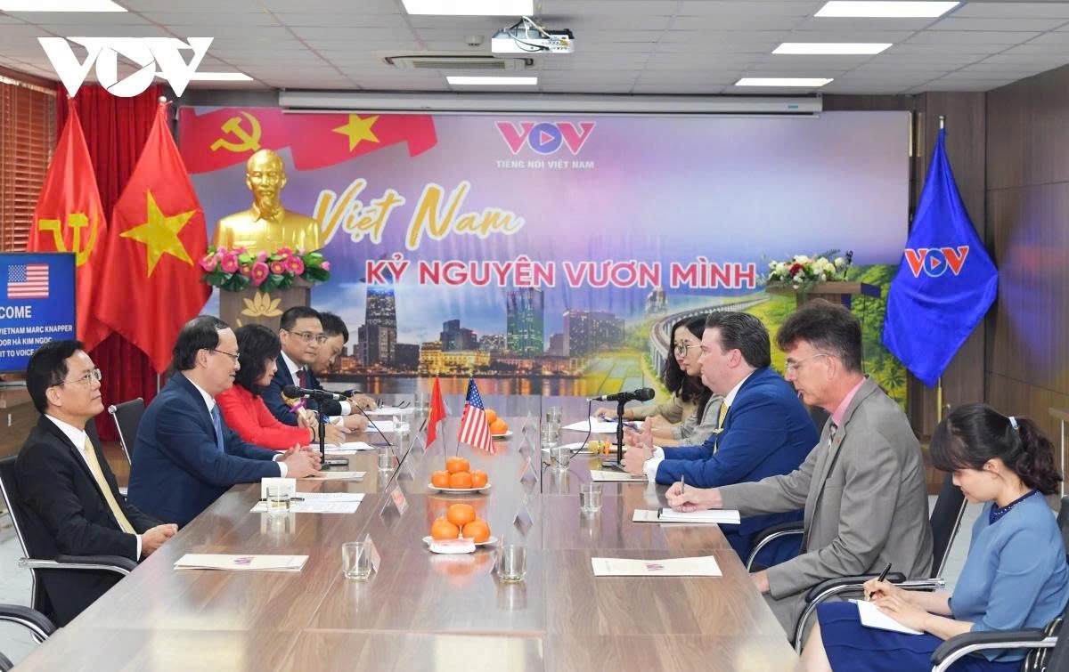 diplomats talk 30 years of vietnam us relations and future directions picture 1 diplomats talk 30 years of vietnam us relations and future directions picture 1