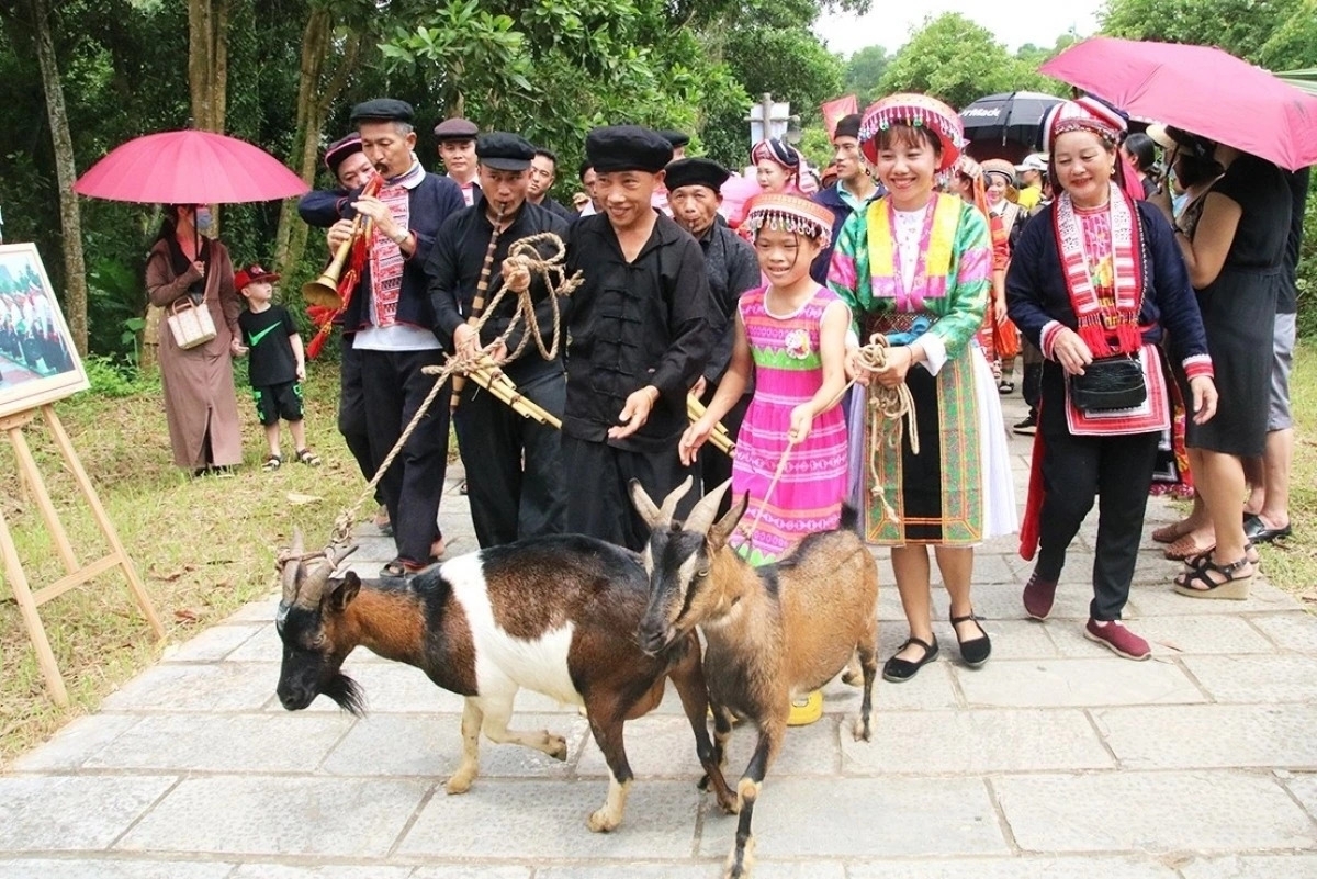 lang vh-dl cac dan toc viet nam tai hien nhieu le hoi trong dip quoc khanh hinh anh 3