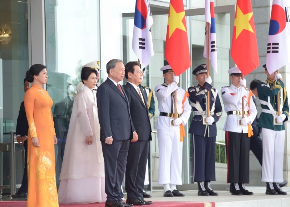 state welcome in rok marks vietnamese party chief s official visit picture 2